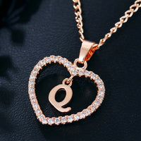 Womens Jewelry Name Initials Heart Pendant Necklace 26 Letters Zircon Love Necklaces Girls Gifts the First Letter Accessories