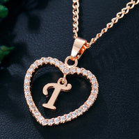 Womens Jewelry Name Initials Heart Pendant Necklace 26 Letters Zircon Love Necklaces Girls Gifts the First Letter Accessories