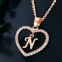 Womens Jewelry Name Initials Heart Pendant Necklace 26 Letters Zircon Love Necklaces Girls Gifts the First Letter Accessories