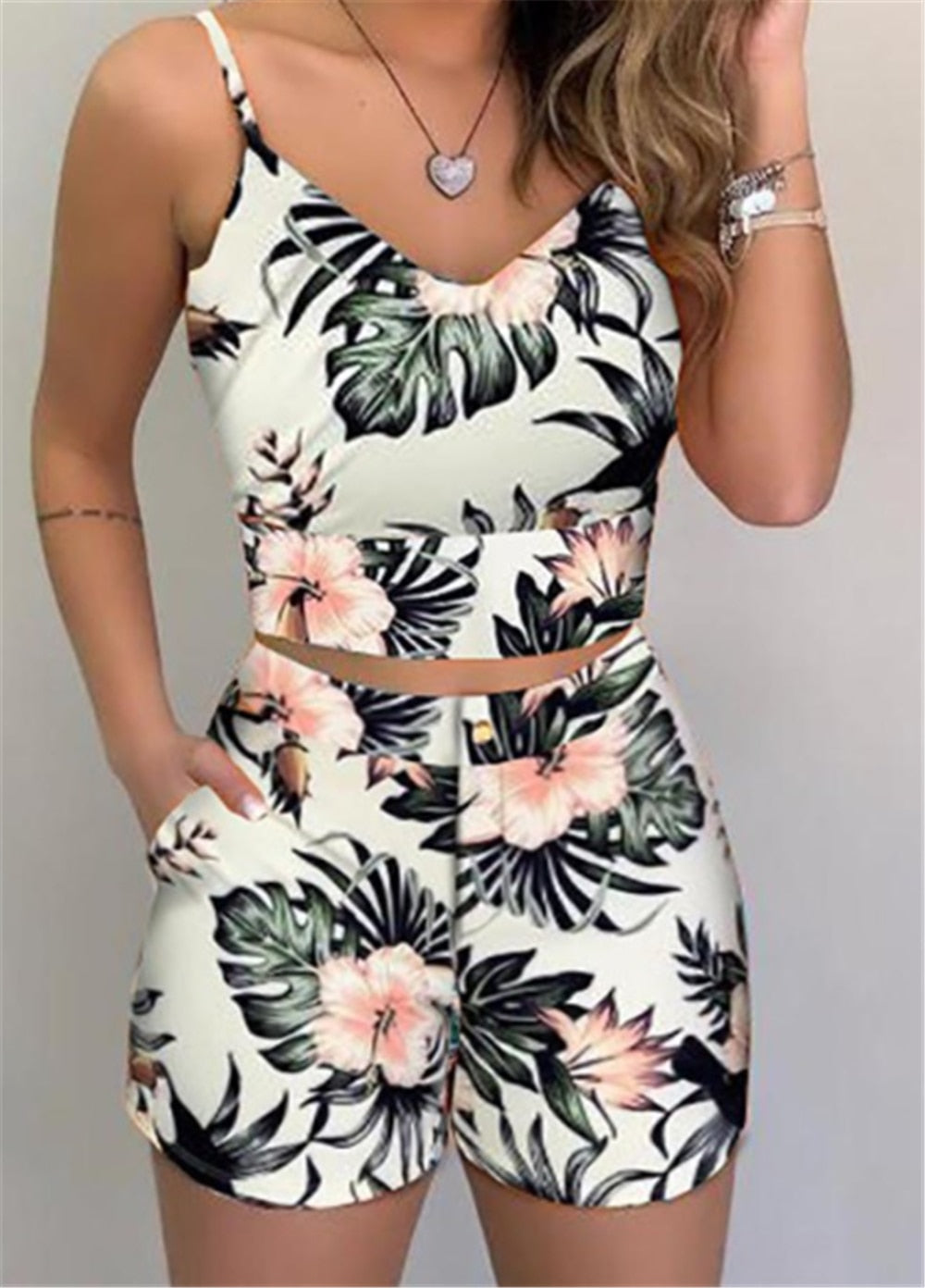 Fashion Women Shorts Suits 2Pieces Sets Summer Office Lady Floral Strap Tank Crop Top+High Waist Button Shorts Female Outfits