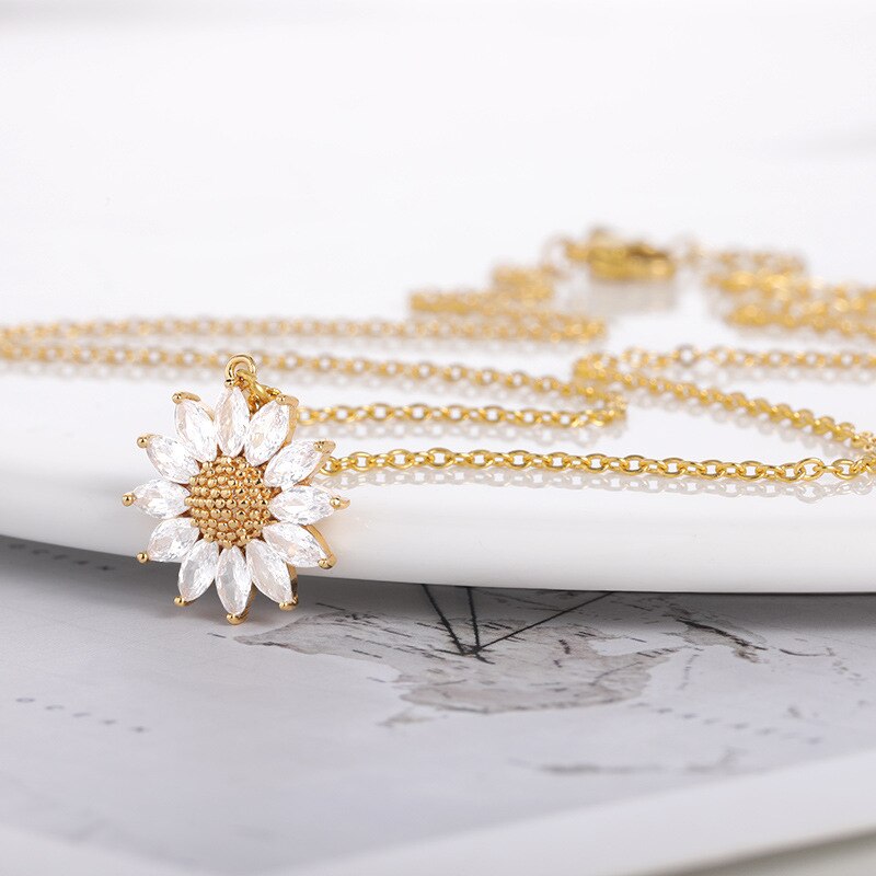 Sunflower Necklace for Women Jewelry Big Pendant Necklace Luxury Choker Korea Style  Clavicle Chain Wedding Jewelry Gifts